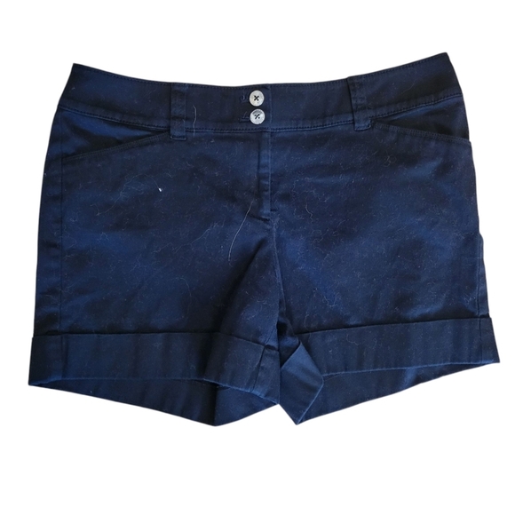 White House Black Market Pants - WHBM Black Poplin Cuffed Shorts Size‎ 6
